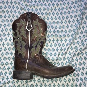Ariat Cowgirl boots